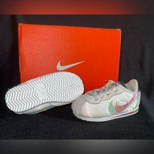 7C Nike Cortez Be True